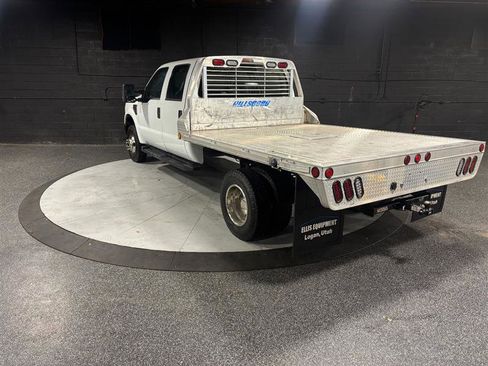 Used 2009 Ford F350 XL image 3