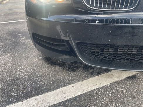 Used 2011 BMW 135i Convertible image 29