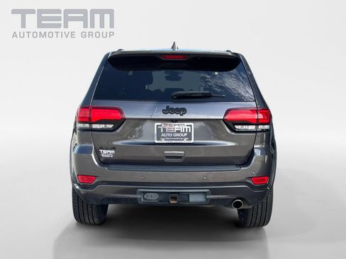 Used 2020 Jeep Grand Cherokee Altitude AWD/4WD image 6