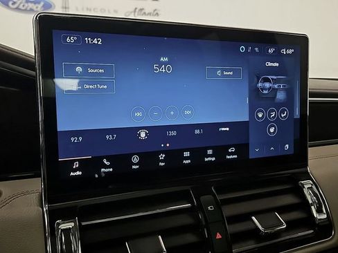 Used 2022 Lincoln Navigator Reserve AWD/4WD image 21