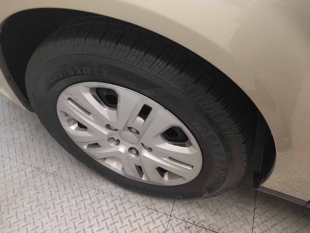 Used 2015 Dodge Grand Caravan American Value Package FWD image 31
