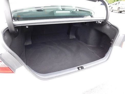 Used 2023 Toyota Camry SE image 7