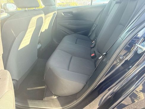 Used 2024 Toyota Corolla LE image 23