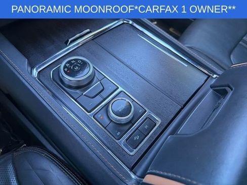 Used 2022 Ford Expedition Max Platinum image 30