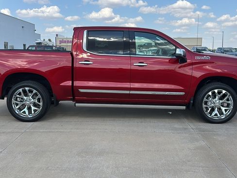Used 2024 Chevrolet Silverado 1500 High Country w/ High Country Premium Package image 10