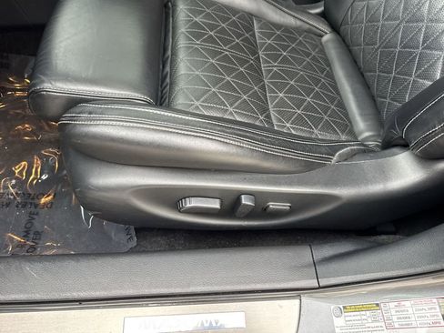 Used 2017 Nissan Maxima Platinum image 42