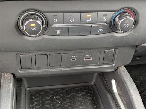 Used 2023 Nissan Frontier SV w/ Tow Package image 23