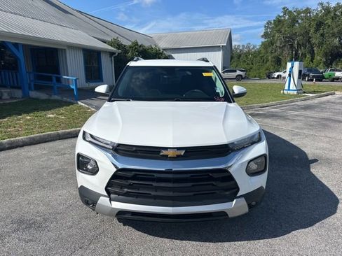 Used 2023 Chevrolet TrailBlazer LT w/ Convenience Package FWD image 8