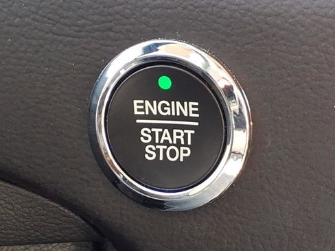 Used 2024 Ford Edge SEL w/ Convenience Package AWD/4WD image 19