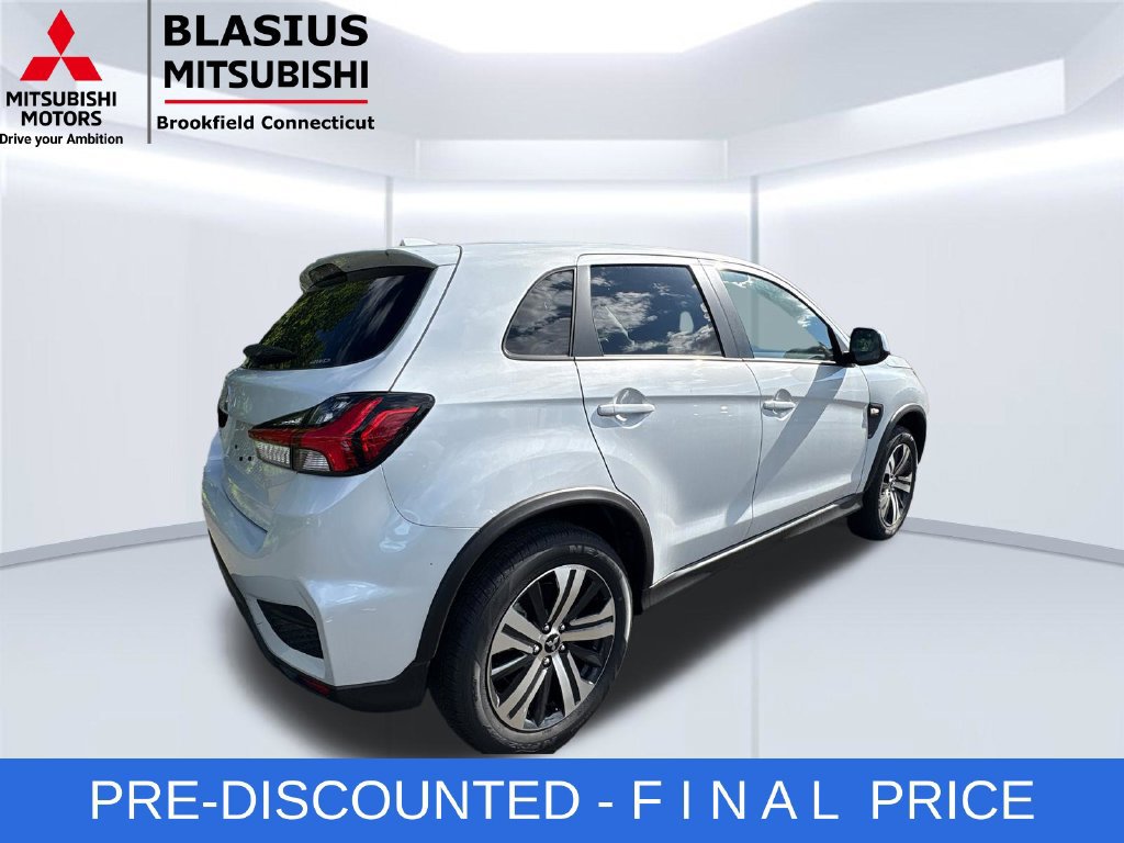 Used 2025 Mitsubishi Outlander Sport ES AWD/4WD image 8