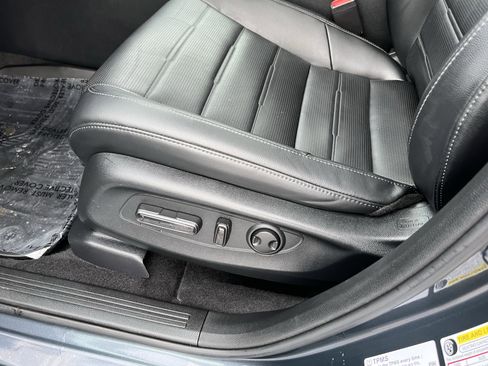 Used 2023 Honda CR-V EX-L image 16