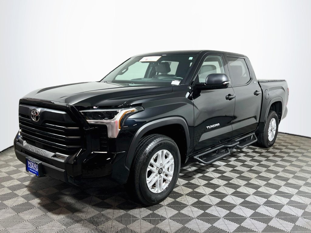 Certified 2025 Toyota Tundra SR5 w/ SR5 Premium Package AWD/4WD image 3