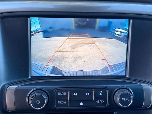 Used 2017 Chevrolet Silverado 1500 High Country AWD/4WD image 17