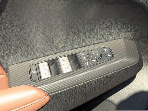 New 2025 Mitsubishi Outlander SEL image 13