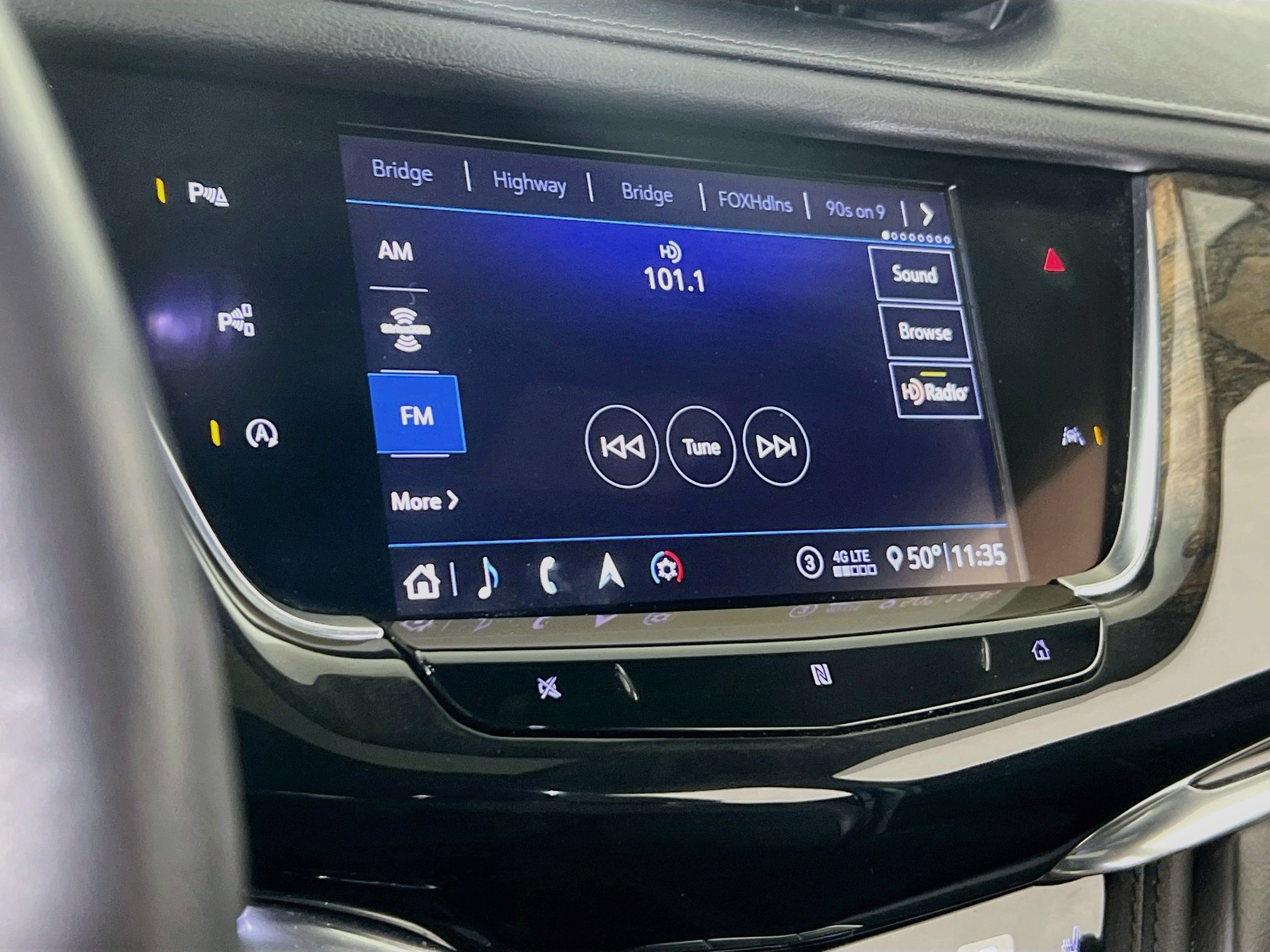 Used 2020 Cadillac XT6 Premium Luxury AWD/4WD image 15