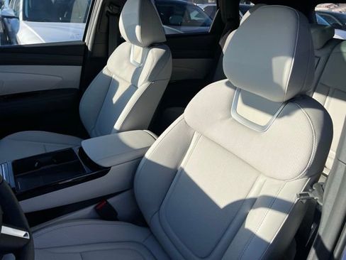 New 2026 Hyundai Tucson Limited image 12