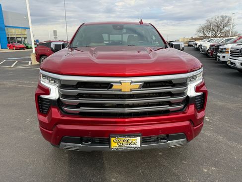 Used 2024 Chevrolet Silverado 1500 High Country image 8