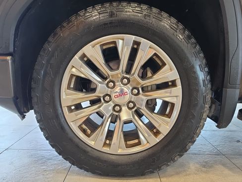 Used 2019 GMC Sierra 1500 Denali w/ Technology Package AWD/4WD image 10