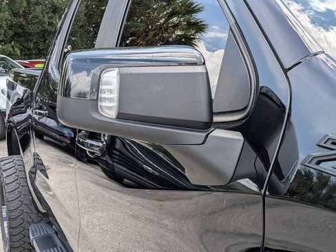 Used 2021 Chevrolet Silverado 1500 LT Trail Boss w/ Convenience Package II AWD/4WD image 12