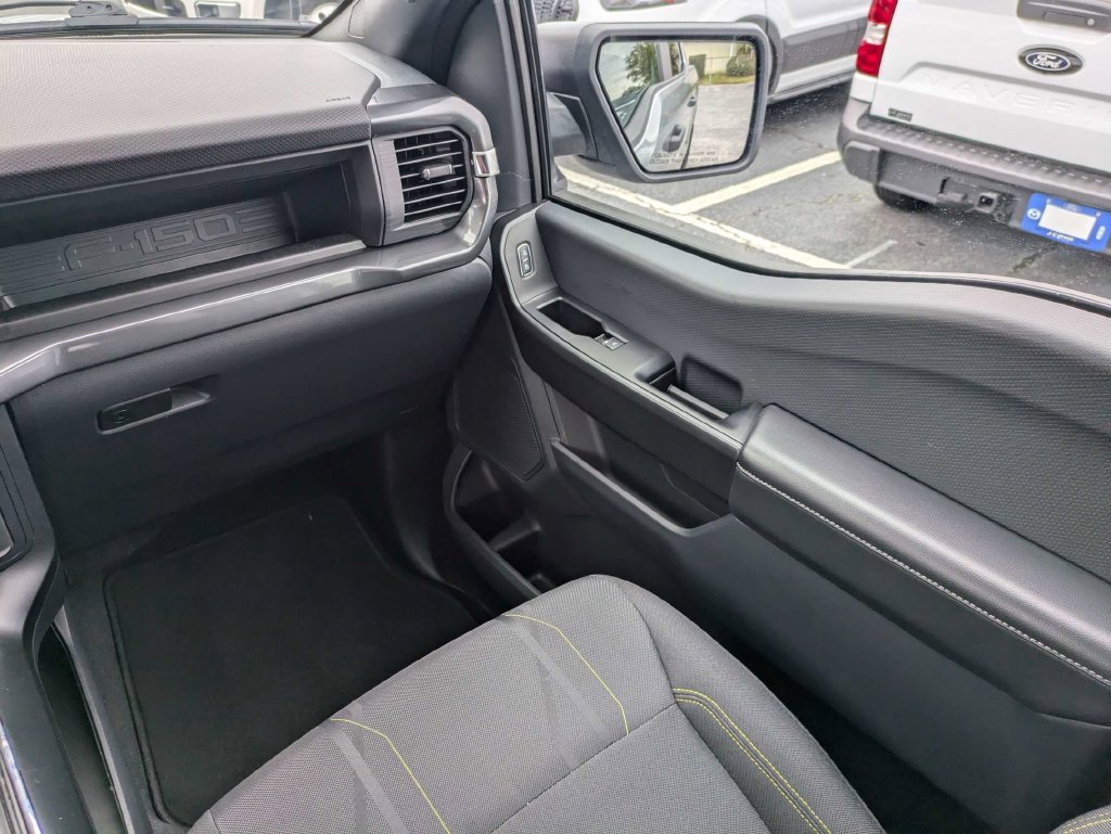 Used 2025 Ford F150 STX w/ Equipment Group 200A RWD image 17