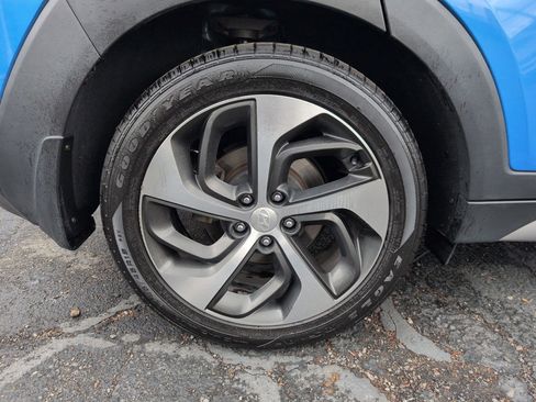 Used 2017 Hyundai Tucson Limited w/ Limited Ultimate Package 03 image 12