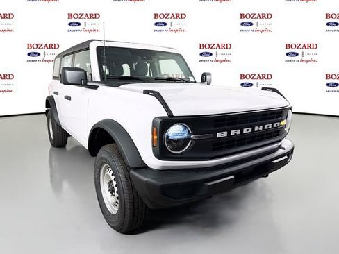 New 2025 Ford Bronco 4-Door image 1
