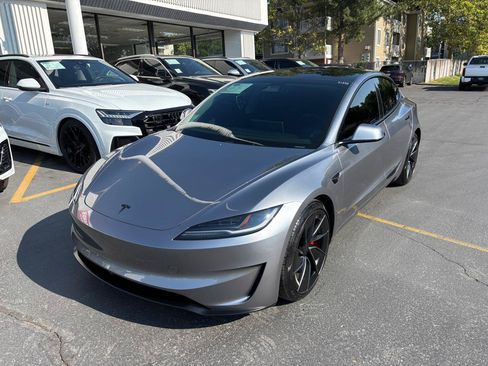 Used 2026 Tesla Model 3 Performance AWD/4WD image 17