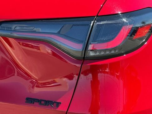 Used 2025 Honda HR-V Sport image 25