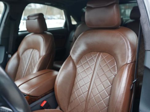 Used 2016 Audi A8 L 4.0T w/ Driver Assistance Package image 20