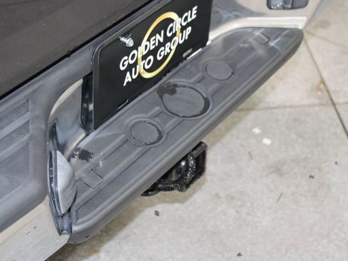 Used 2014 Toyota Tacoma Base image 13