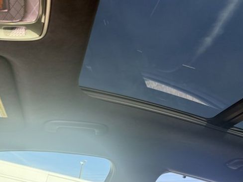 Used 2022 Genesis GV70 3.5T Sport w/ Sport Prestige Package image 12