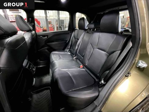 Used 2025 Subaru Forester Limited image 21