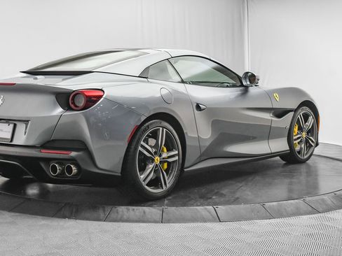 Used 2019 Ferrari Portofino image 63