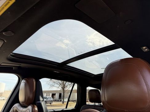 Used 2020 Lincoln Aviator Reserve w/ Equipment Group 201A image 25