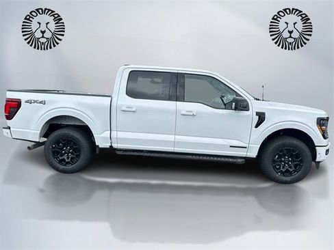 New 2025 Ford F150 XLT w/ Equipment Group 302A MID image 4