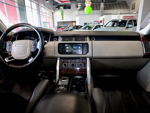 Used 2016 Land Rover Range Rover Supercharged image 24
