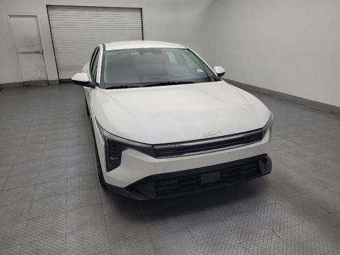 Used 2025 Kia K4 FWD image 14