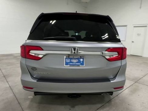 Used 2019 Honda Odyssey EX-L image 2