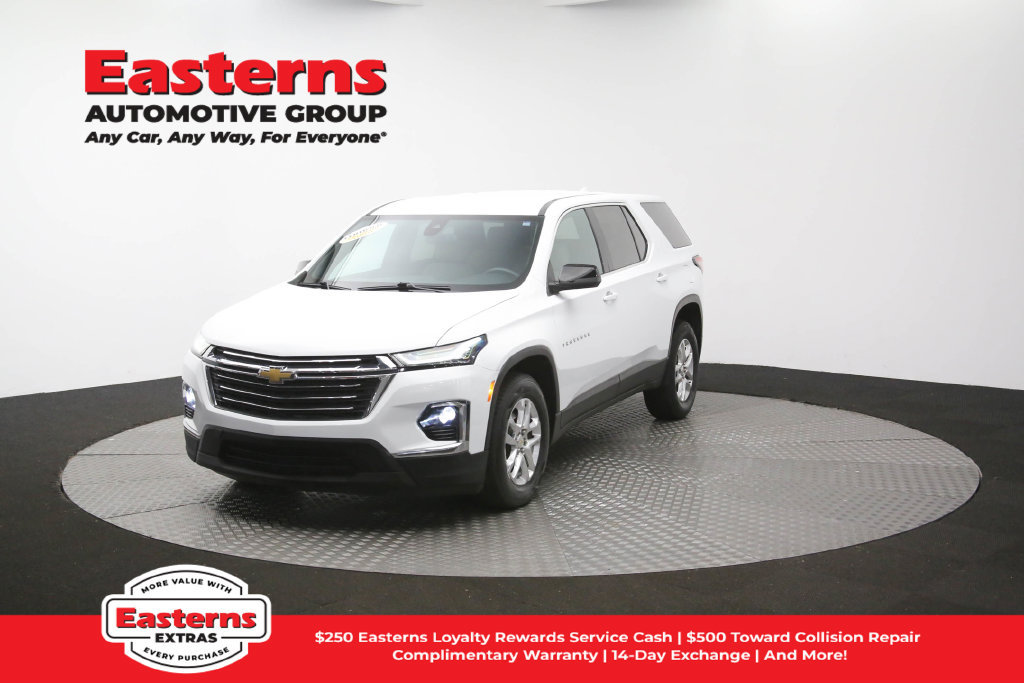 Used 2023 Chevrolet Traverse LS FWD image 53
