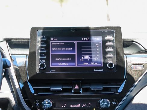 Certified 2024 Toyota Camry SE FWD image 17