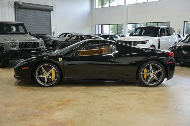 Used 2013 Ferrari 458 Spider RWD image 15