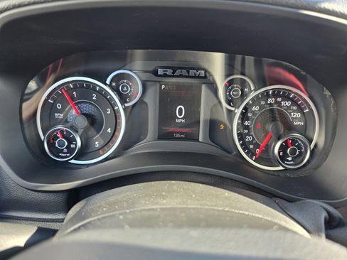 Used 2025 RAM 2500 Tradesman w/ Chrome Appearance Group image 12