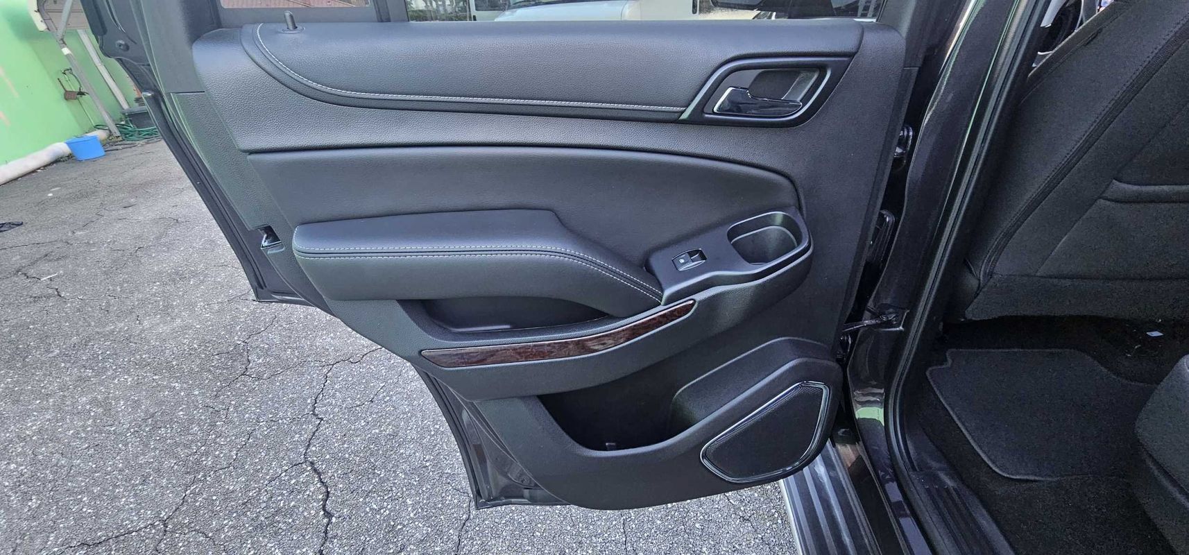 Used 2018 GMC Yukon SLE w/ Convenience Package RWD image 22