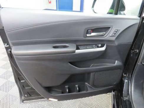 Used 2025 Toyota Sienna Platinum AWD/4WD image 64