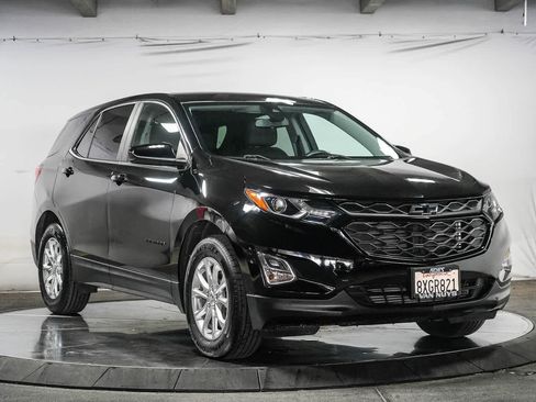 Used 2021 Chevrolet Equinox LT w/ LPO, Blackout Package FWD image 7