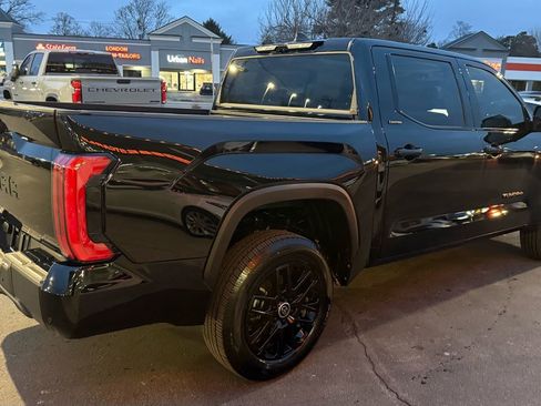 Used 2024 Toyota Tundra Limited image 10