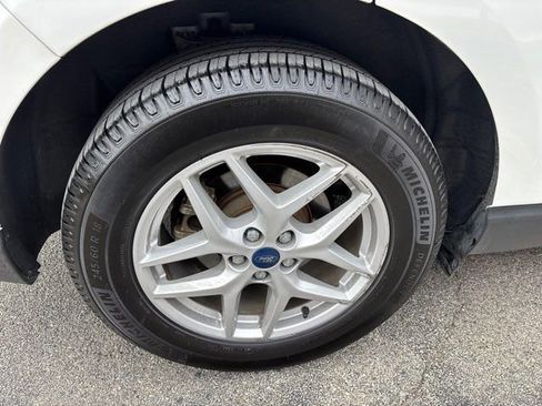 Used 2021 Ford Edge SEL w/ Convenience Package FWD image 10