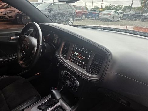 Used 2023 Dodge Charger R/T w/ Plus Group RWD image 6