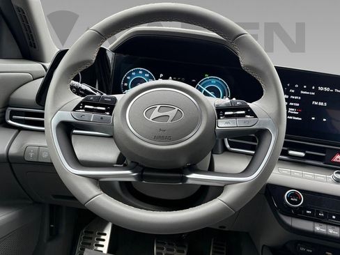 New 2026 Hyundai Elantra Sport FWD image 37