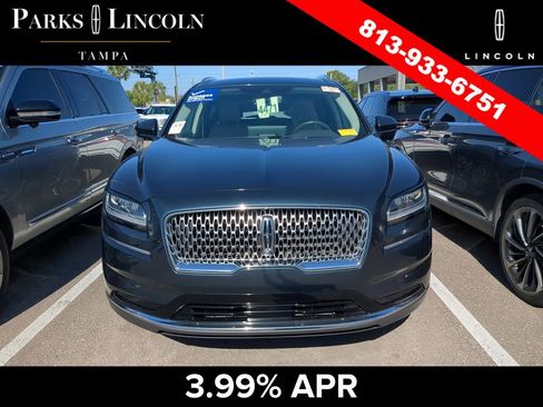 Used 2023 Lincoln Nautilus FWD w/ Premium Package image 3